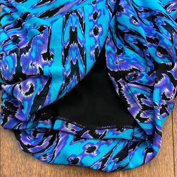 Vintage 90s Mesh INC Women's Vibrant Blue and Purple Blouse, Size Medium - Picture 8 of 14